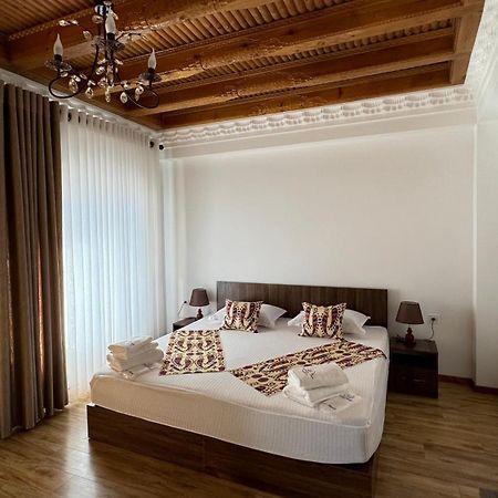 Mahbubakhon Guest House In Old City Buxoro Ngoại thất bức ảnh