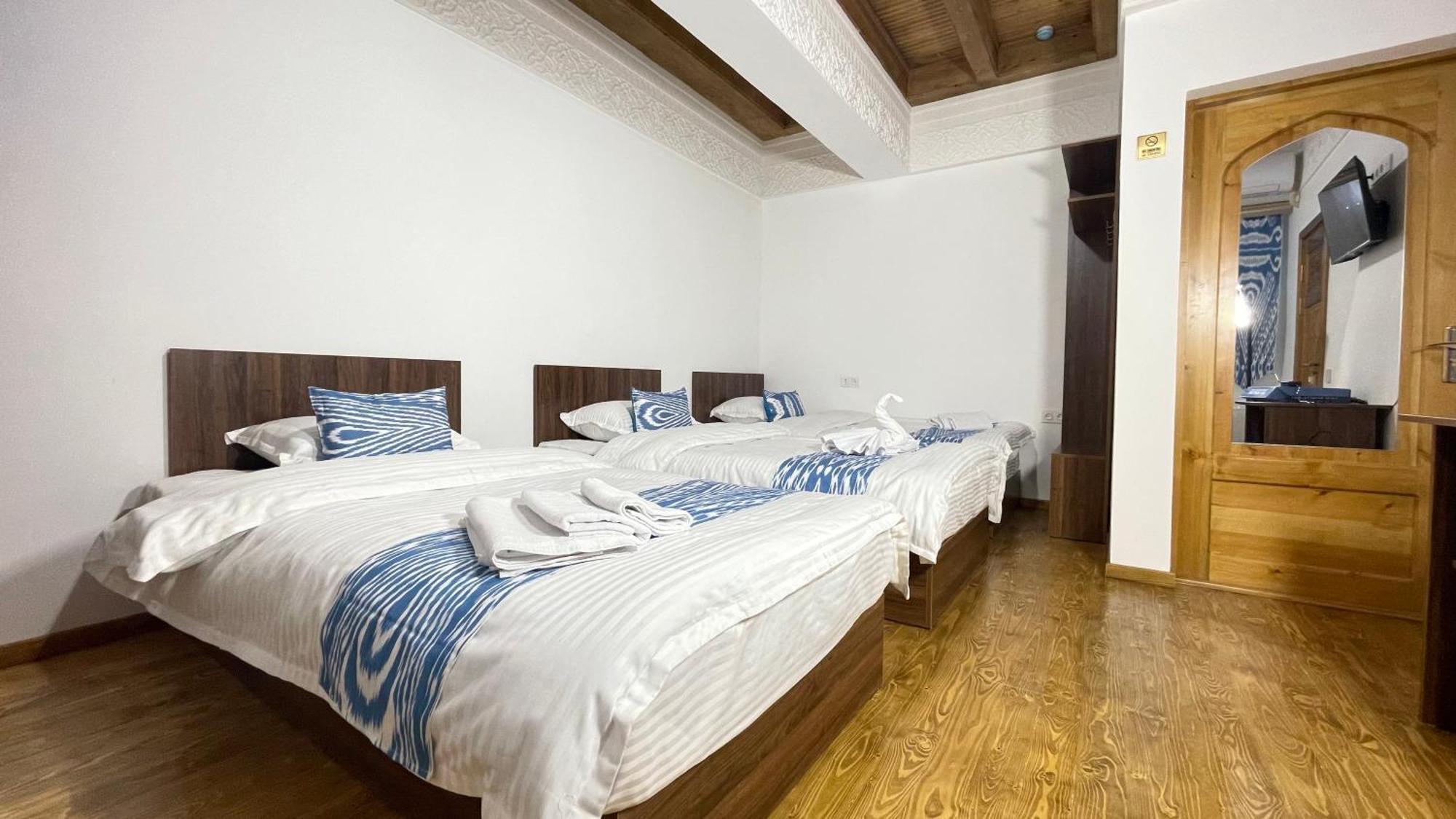 Mahbubakhon Guest House In Old City Buxoro Ngoại thất bức ảnh