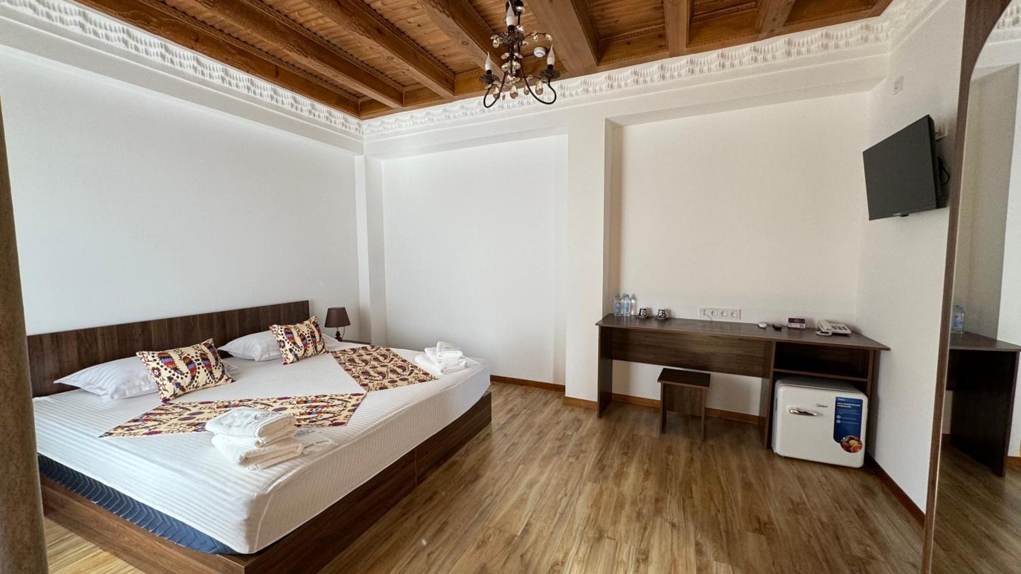 Mahbubakhon Guest House In Old City Buxoro Ngoại thất bức ảnh