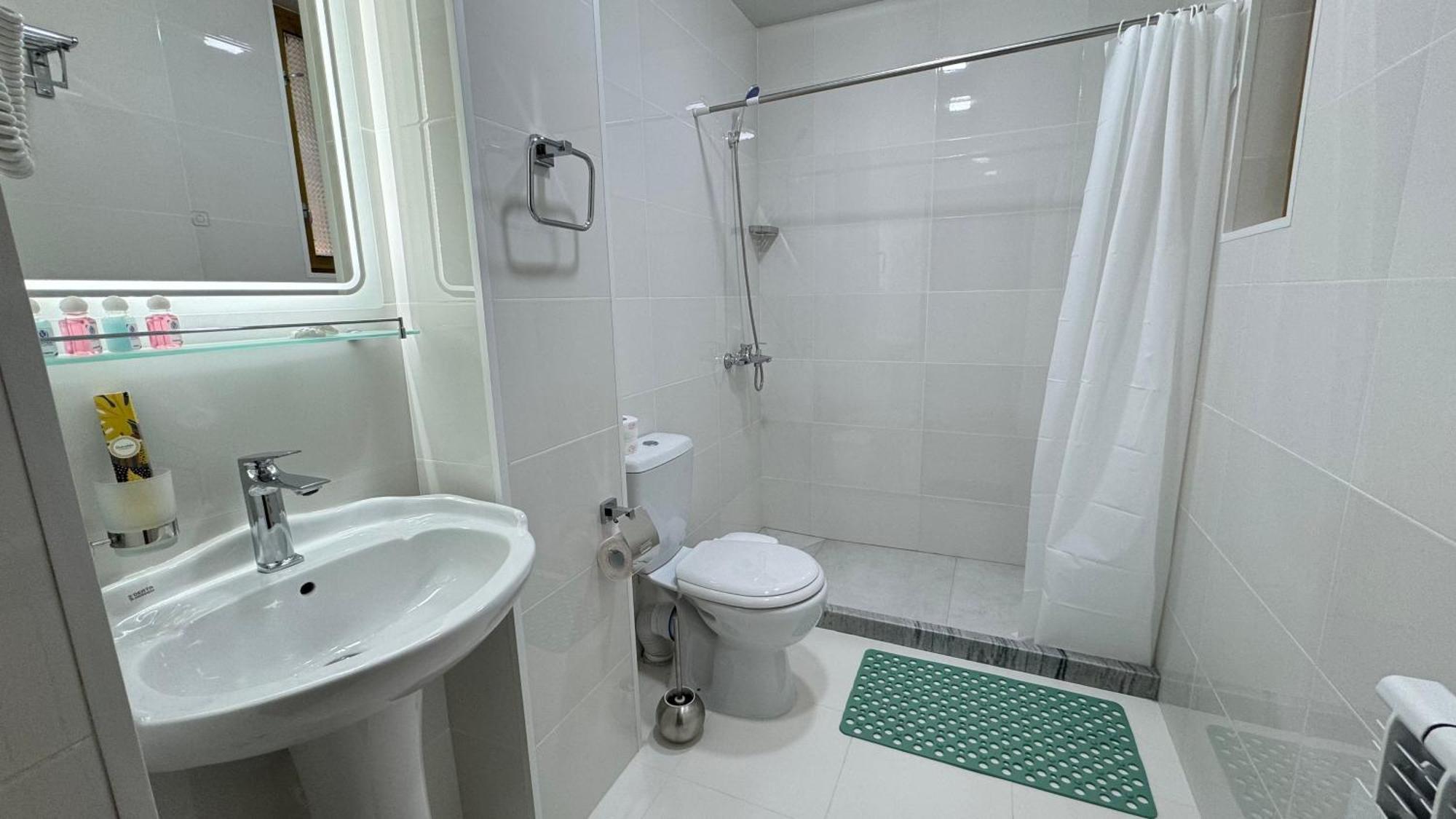 Mahbubakhon Guest House In Old City Buxoro Ngoại thất bức ảnh