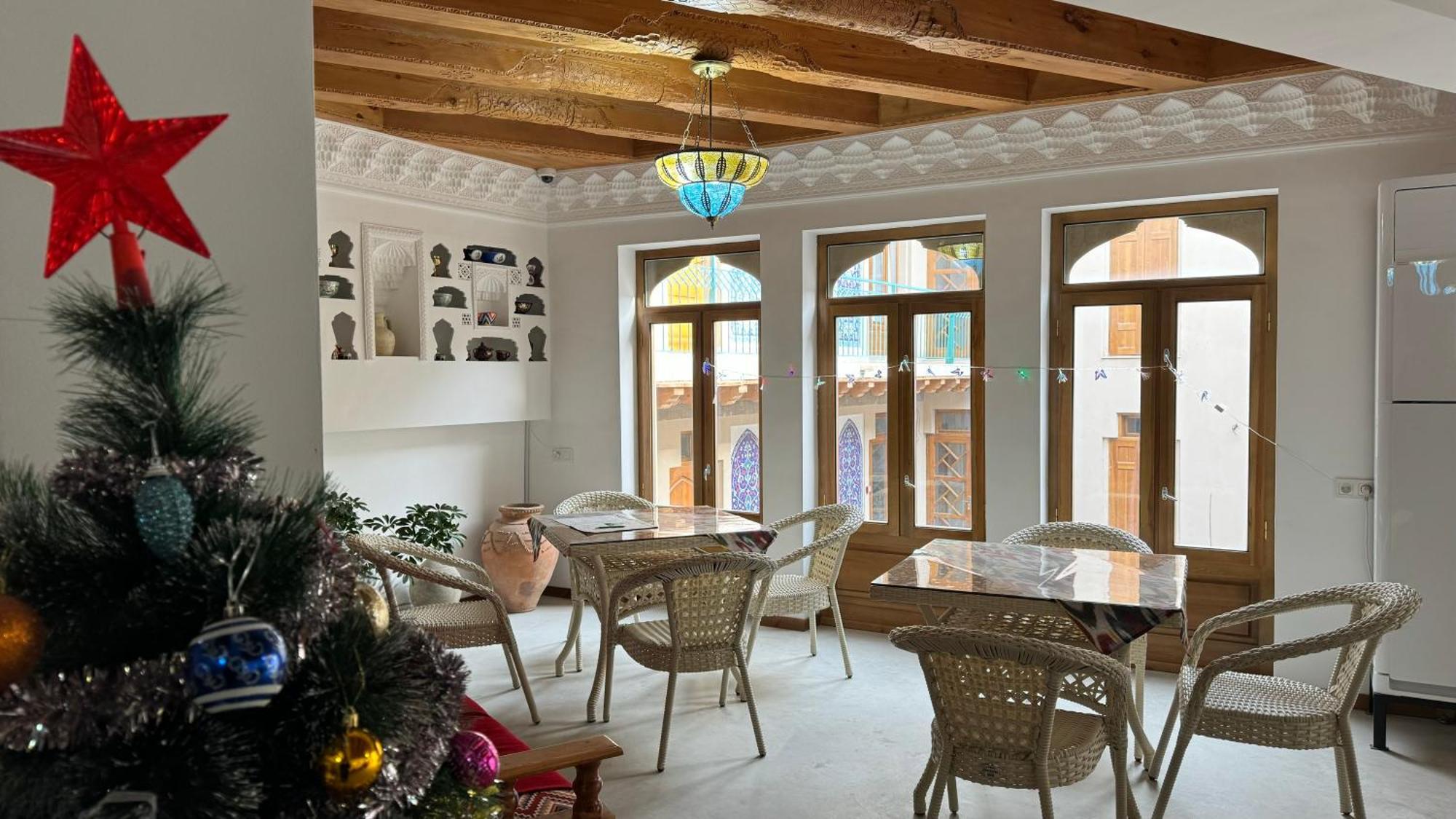 Mahbubakhon Guest House In Old City Buxoro Ngoại thất bức ảnh